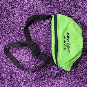 Rare Vintage Bright Green Cannon Photura fanny pack